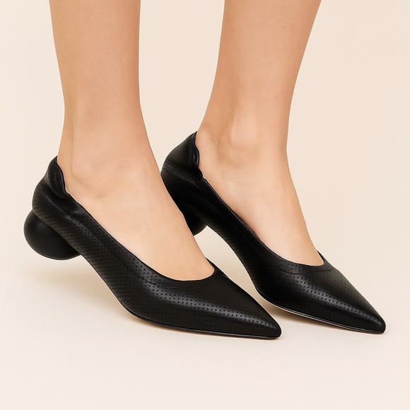 Marilyn’s by Bottega23 Black Perforated Leather Ballet Flats – Made in Italy 🇮 - Picture 7 of 15